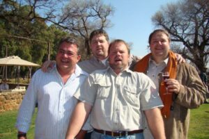 2008 063